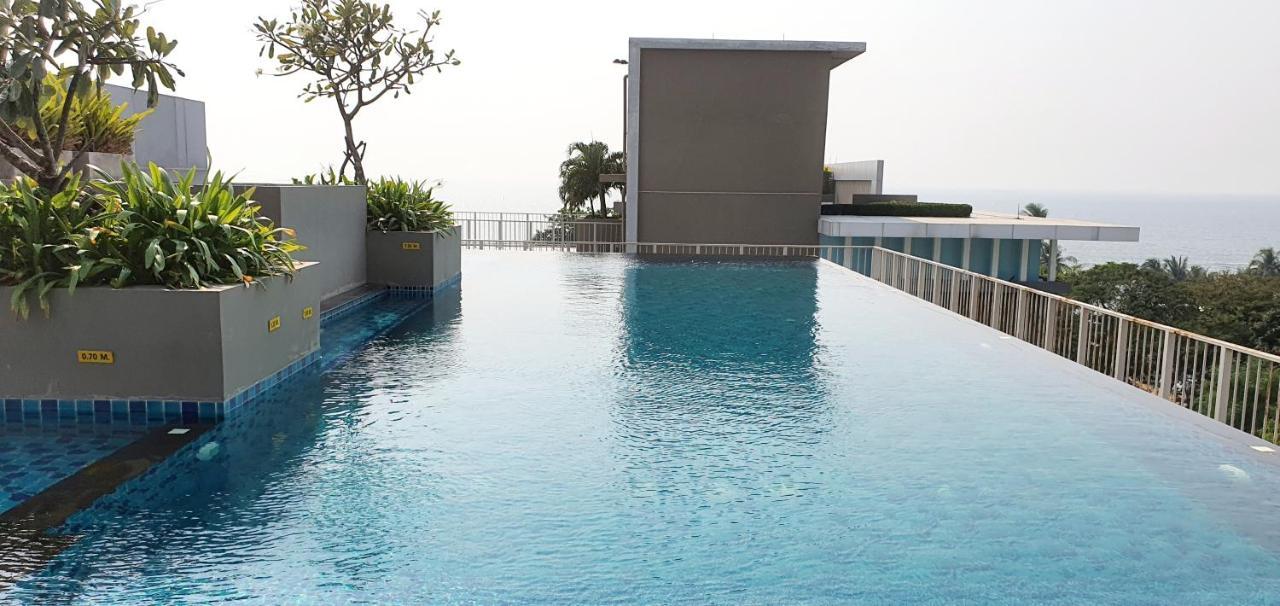 Sweet Seaview Flr6 With Toproop Pool Flr7 At The Blux Bangsaen Ngoại thất bức ảnh
