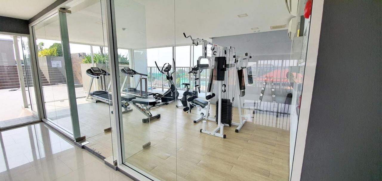 Sweet Seaview Flr6 With Toproop Pool Flr7 At The Blux Bangsaen Ngoại thất bức ảnh
