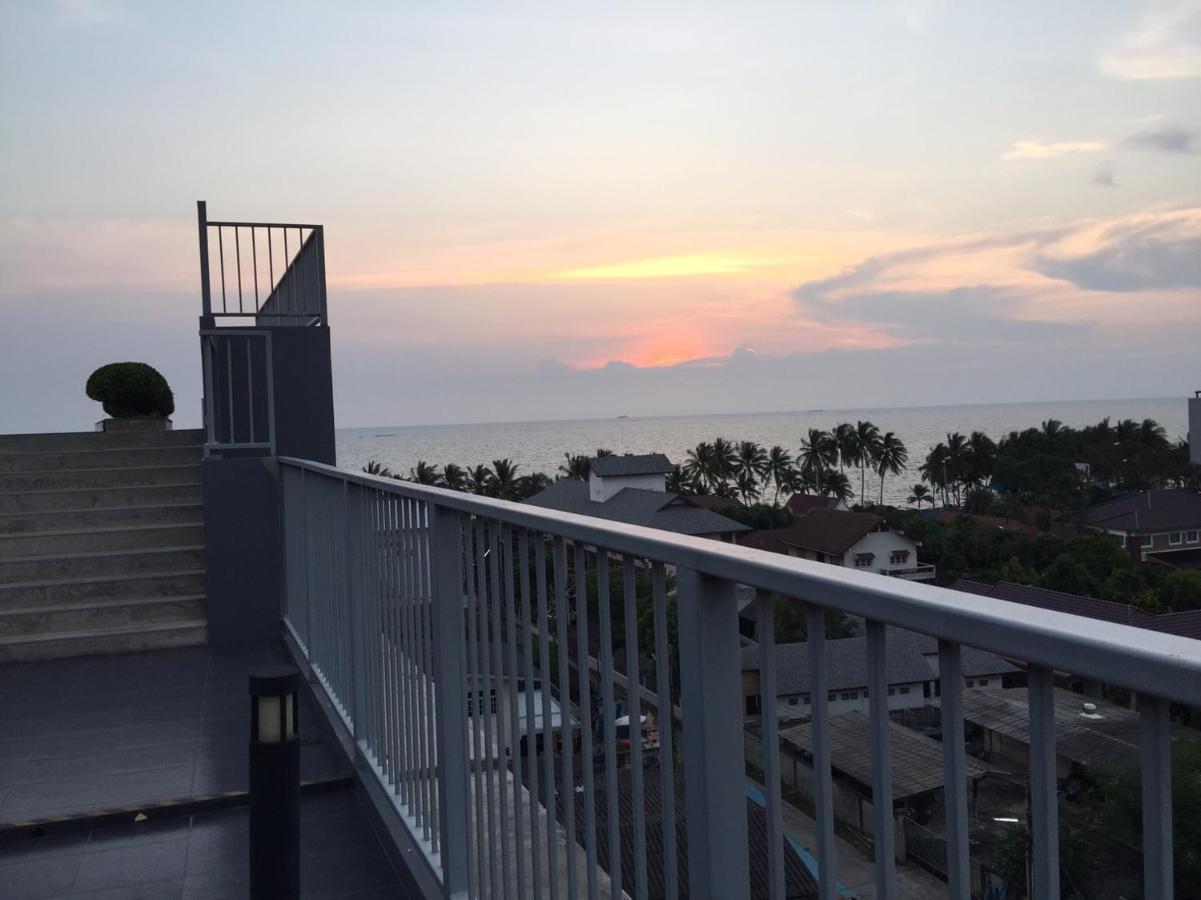 Sweet Seaview Flr6 With Toproop Pool Flr7 At The Blux Bangsaen Ngoại thất bức ảnh